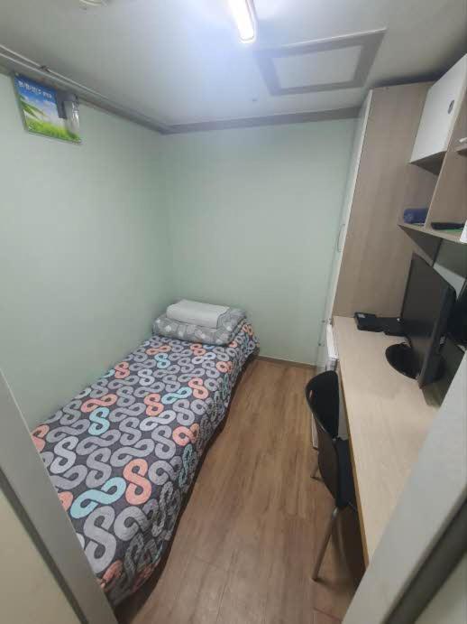 O2 Oneroomtel Shinonhyun Branch Seoel Buitenkant foto