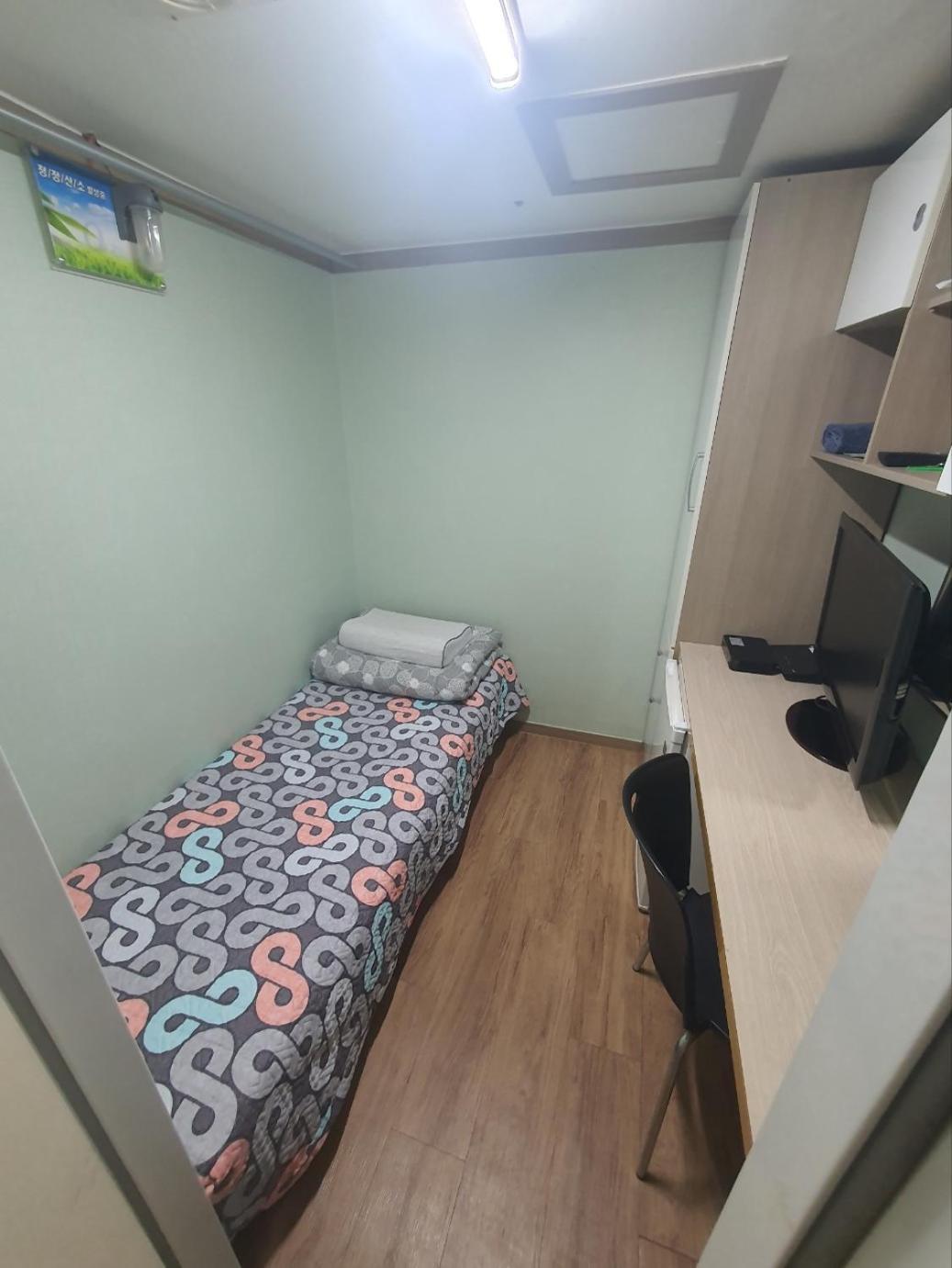 O2 Oneroomtel Shinonhyun Branch Seoel Buitenkant foto